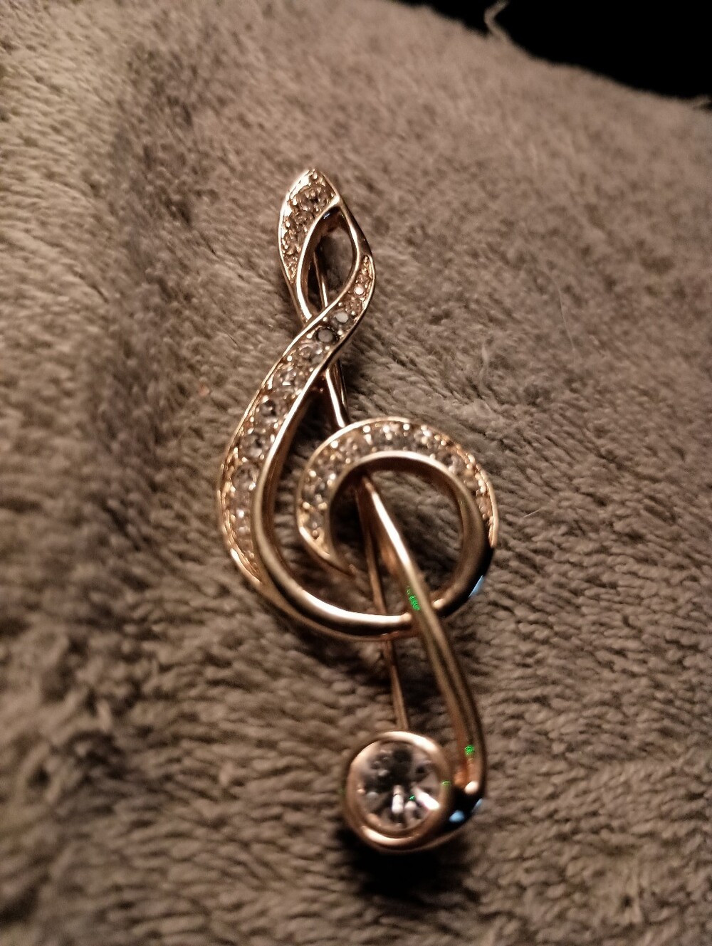 Swarovski Crystal Treble Clef Brooch - Stamped With Swan